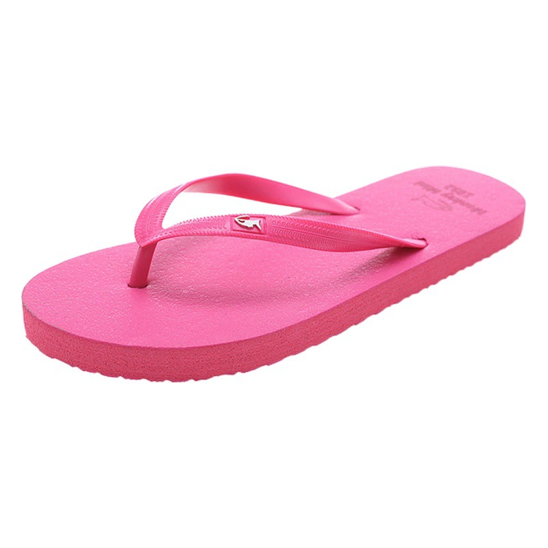 Трансграничные 2023 новые летние шлепанцы, женские пляжные тапочки на плоской подошве, женские нескользящие тапочки, Производители внешней торговли