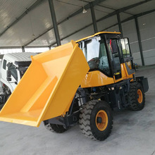 四驱前置翻斗车25马力液压自卸翻斗车工矿爬坡四轮车