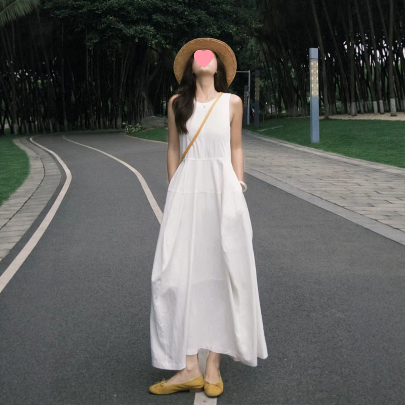 French-Style White Sleeveless Vest Dress for Women, New Summer Model with a High-End Feel, Waist-Cinching, Slimming, Elegant Long Dress for Petite Figures