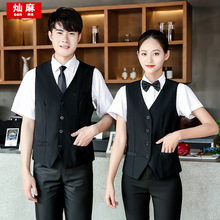 �ưɷ��ՆT�R�����bŮ������|�I�b̨��dKTVҹ�����R�A������