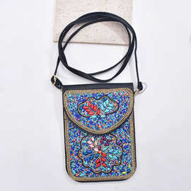 跨境新款迷你珠子拼接图案手机包磁扣翻盖斜挎包旅游写真拍照