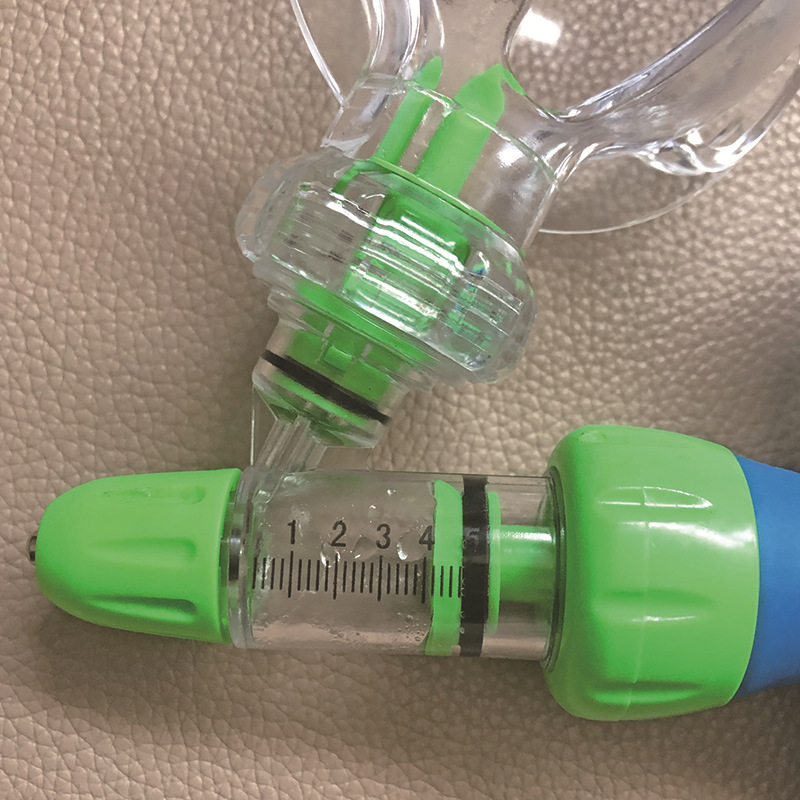 Veterinaria continua vacuna Dispositivo de inyección pistola de inyección automática ajustable cerdo, pollo, ganado vacuno y ovejas jeringa aguja alimentador 2ML5ML