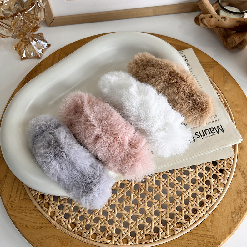 Temperament Imitation Rabbit Fur Hair Clip Hair Accessories display picture 10