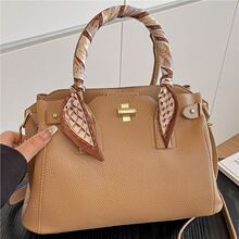 ���Q�羳�μ�б���2025�¿�r��ͨ�ڸд����������i�۰���Ů