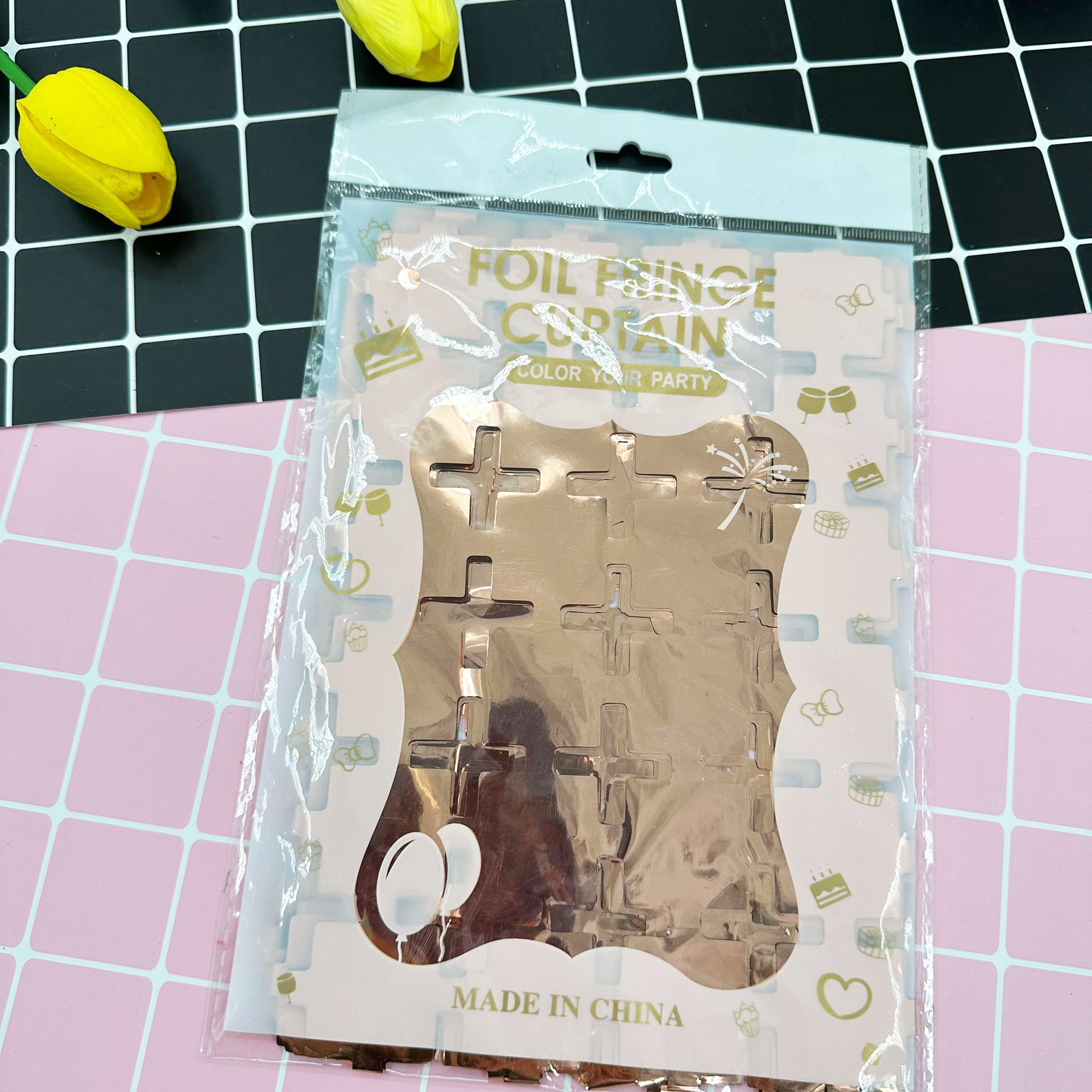 1*2m cuadrado de película de aluminio brillante cortina de seda de lluvia colorida cortina de puerta accesorios de decoración de cumpleaños pared de fondo de fiesta dibujo de flores transfronterizo