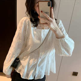 东大门韩版花朵刺绣长袖衬衫女春夏修身显瘦百搭减龄甜美方领上衣
