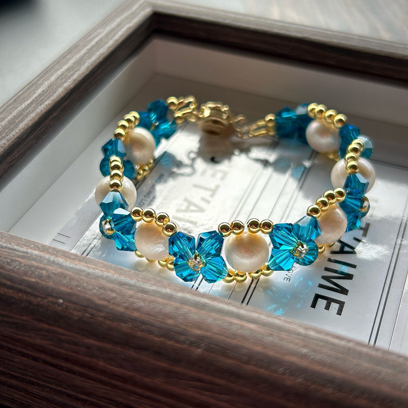 Middle Ancient vintage Italian Granny Hand-woven Fashion Elegant Natural Pearl Rhinestone Bracelet