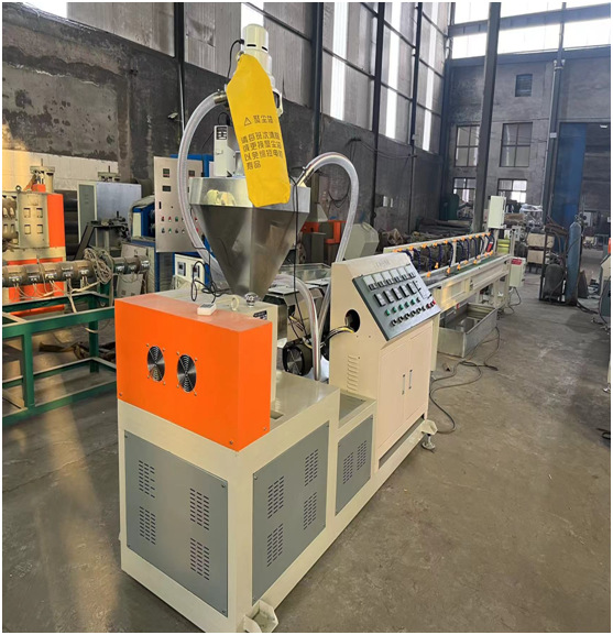 宏安机械供应90型塑料挤出机TPE密封条挤出机橡皮筋挤出机