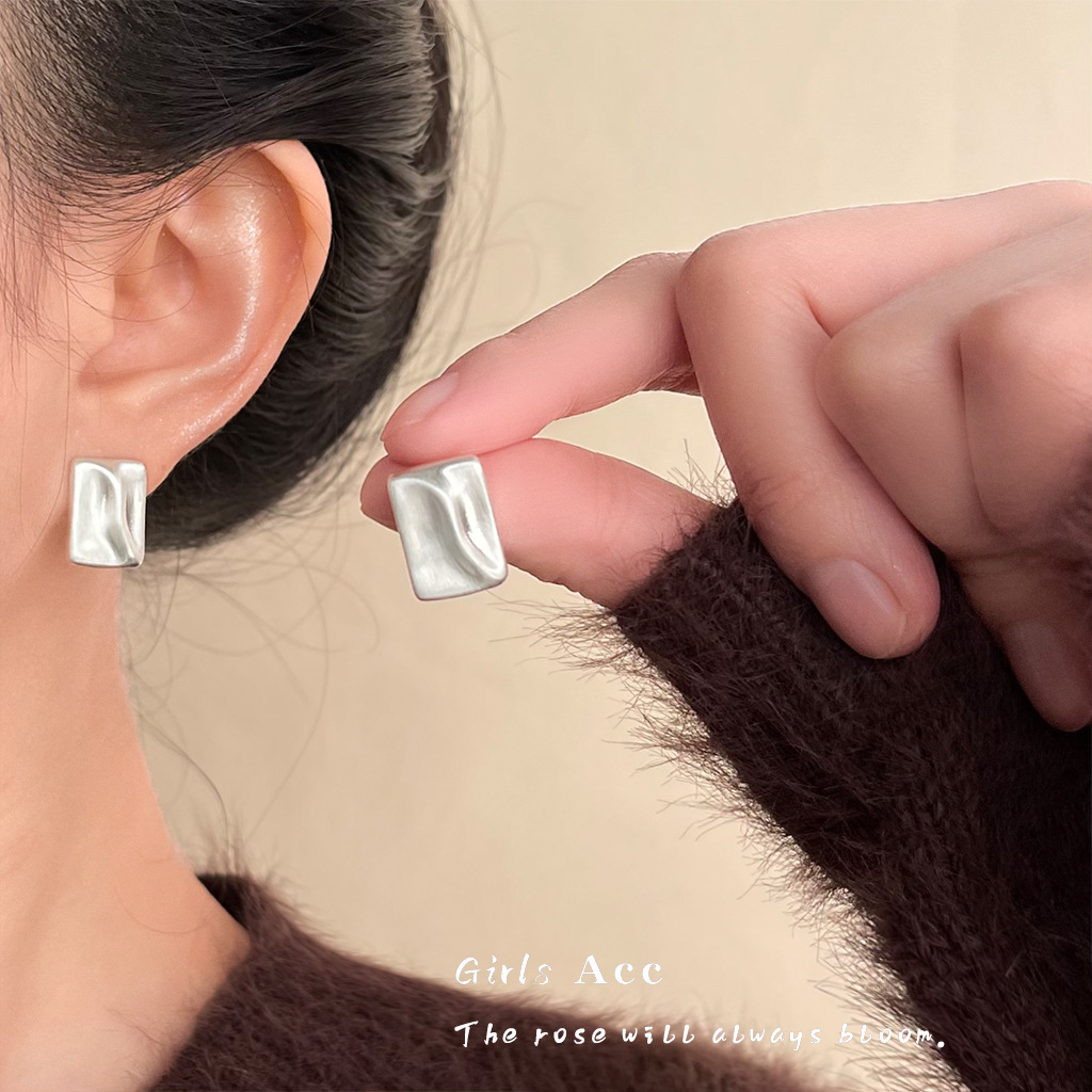 耳语模特1_0027_耳语场景新水印 拷贝 27.jpg