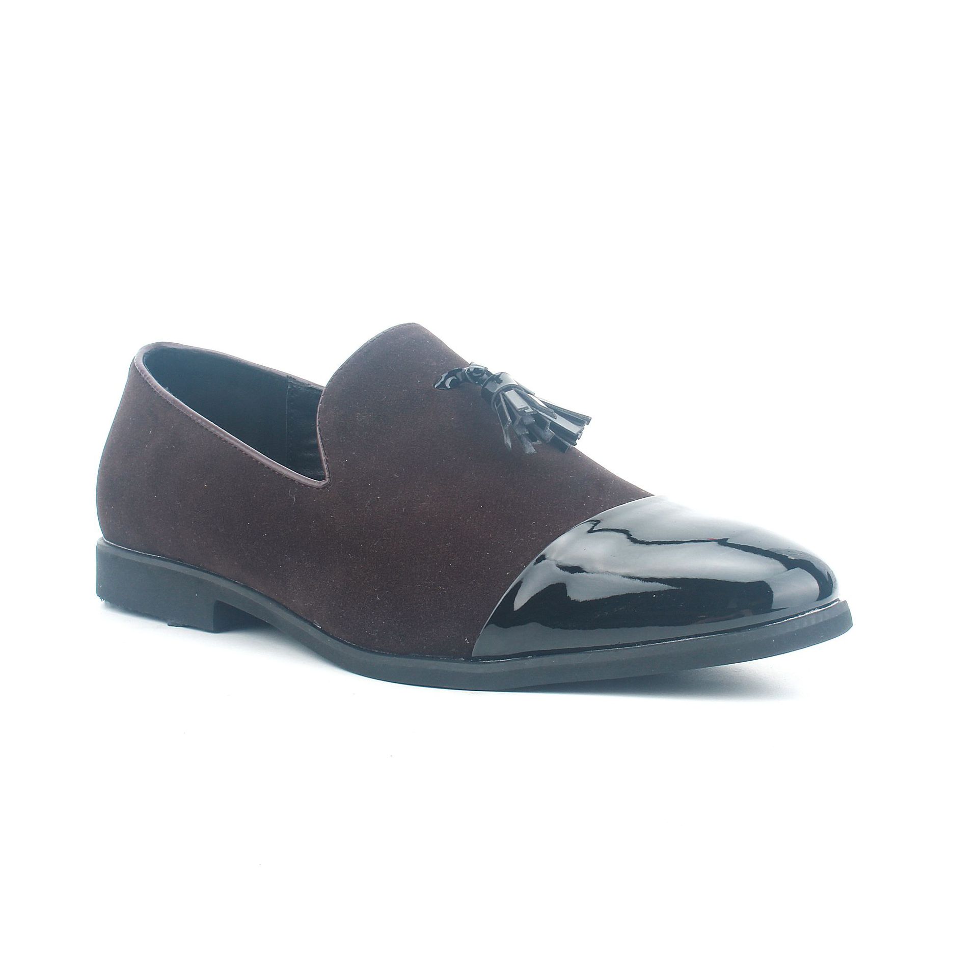 �ļ��ָ�Ь�ж���Ӣ����������һ�ŵ�ƤЬ���귢��ʦ��װ��Ь2233