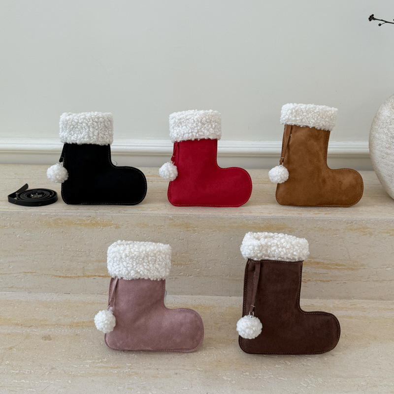 Autumn and Winter New Style Deerskin Velvet Women's Bag, Fashionable and Unique Boots Bag, Cute Little Fur Ball Women's Shoulder Bag