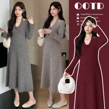 2025秋冬新款气质法式花朵毛衣孕妇连衣裙