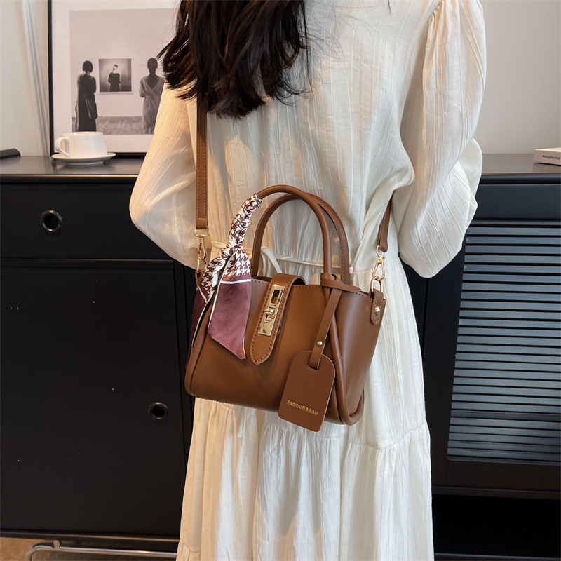 Bolsos de Mujer a la Moda 2025, Bolsos Versátiles y Elegantes, Bolsos Cruzados, Estilo Coreano, Diseño de Nicho, Bolsos Tipo Cubo