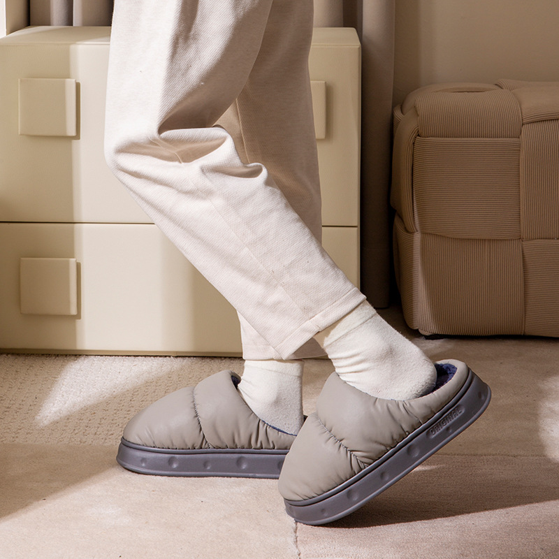 Pantofole di cotone impermeabili per uomo in inverno 2026 nuova casa interna fondo spesso antiscivolo caldo può essere indossato all'esterno delle pantofole di cotone in inverno