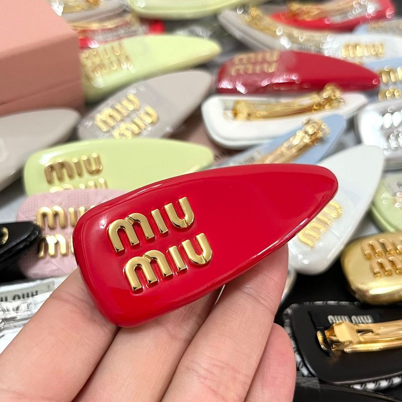 MIU缪女士韩系经典糖果色PU皮字母发夹女金属弹簧多色侧边面包夹|undefined