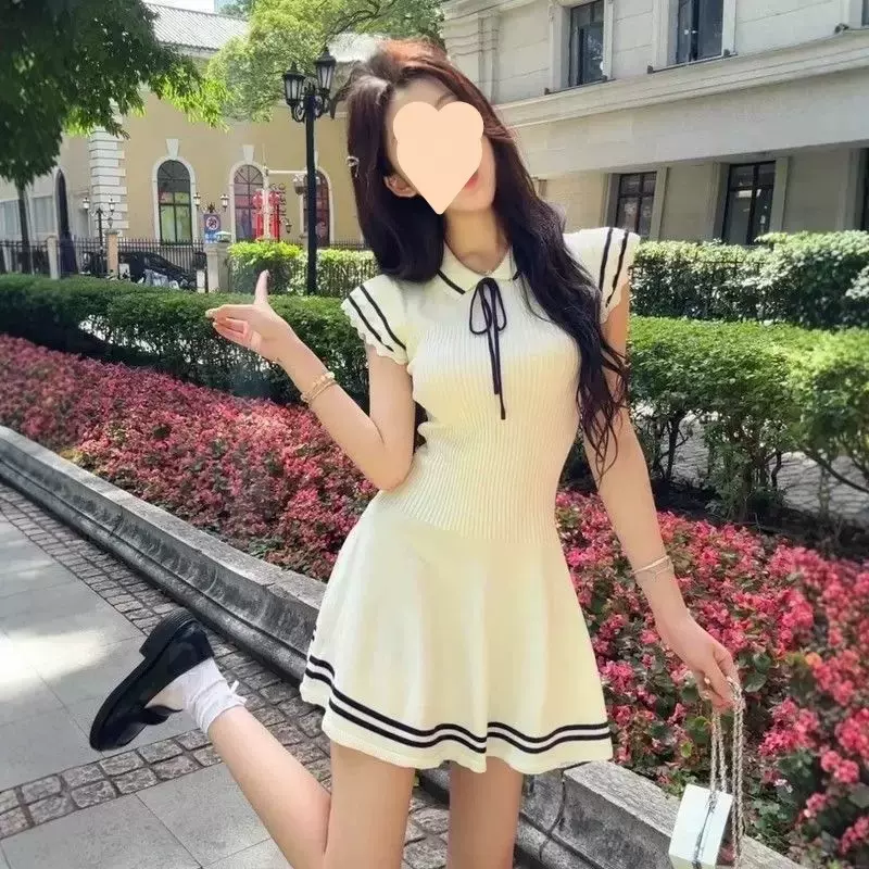 学院海军风软糯针织系带连衣裙女夏季法式气质小飞袖独特绝美短裙