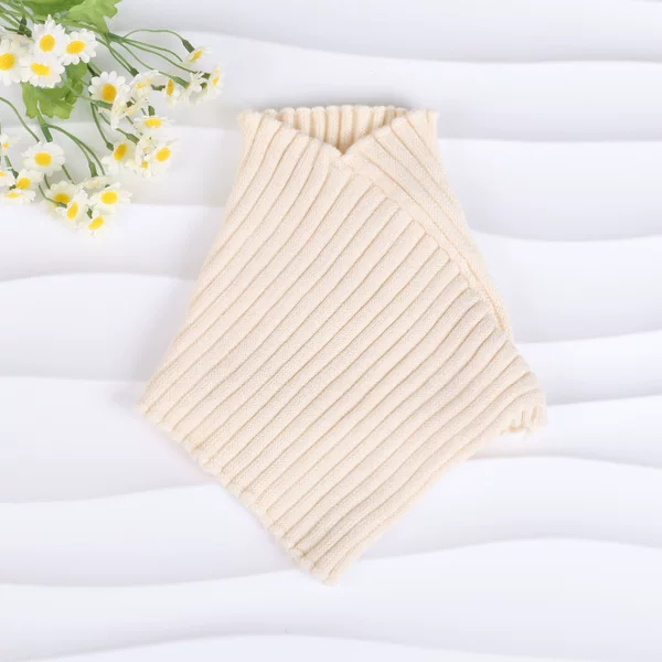 Triangle Scarf for Women in Autumn and Winter, Warm and Atmospheric Knitted Neck Scarf, Versatile Neck Cover, Decorative Sweater Fake Collar