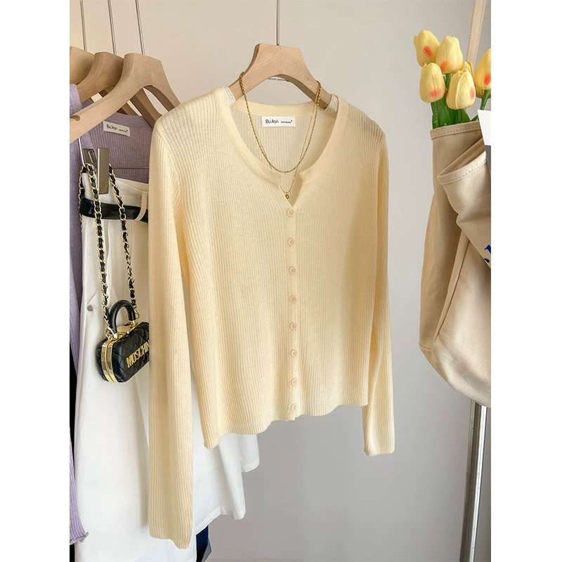 2025 новая вязаная куртка женская летняя солнцезащитная кардиган тонкая внутренняя рубашка для слояинга облегающий короткий топ весна-осень