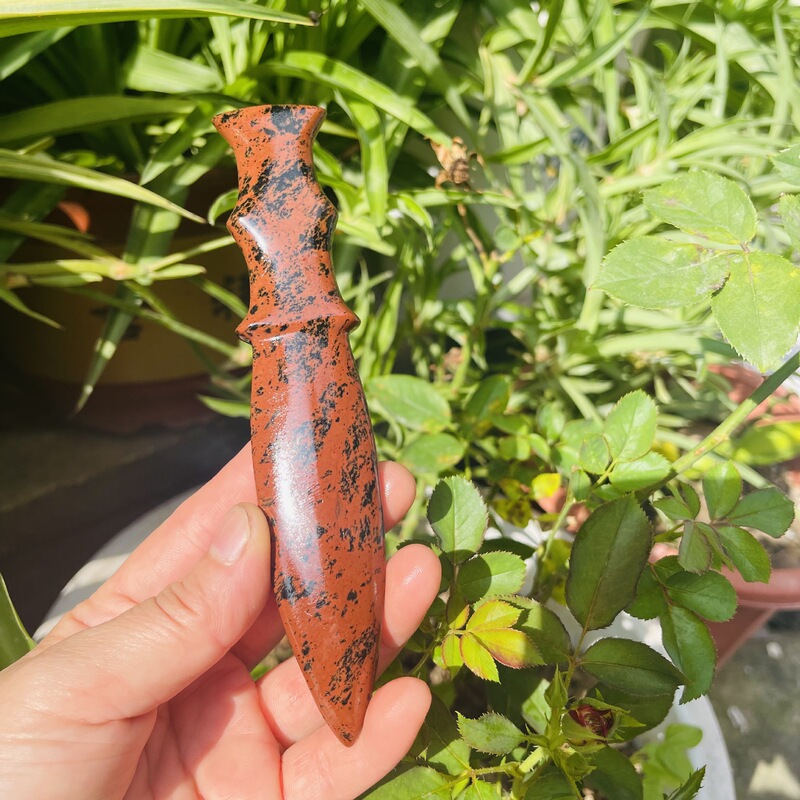 直供  天然水晶红曜石雕刻水晶匕首家居办公装饰摆件 图 1