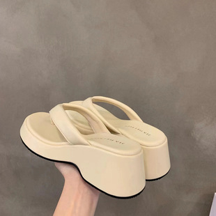 Flip-Flops Casual Women's Shoes 2025 Summer New Women's Outer Wear Comfortable Thick-Soled Thick-Heeled Sandals Export Wholesale