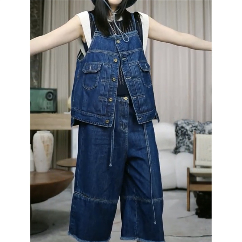 Women's Camisole Vest for Outerwear, Washed Denim Blue, 2025 Summer New Style, Frayed Edge Designer Fashion Outerwear Women's Camisole Vest for Outerwear, Washed Denim Blue, 2025 Summer New Style, Frayed Edge Designer Fashion Outerwear