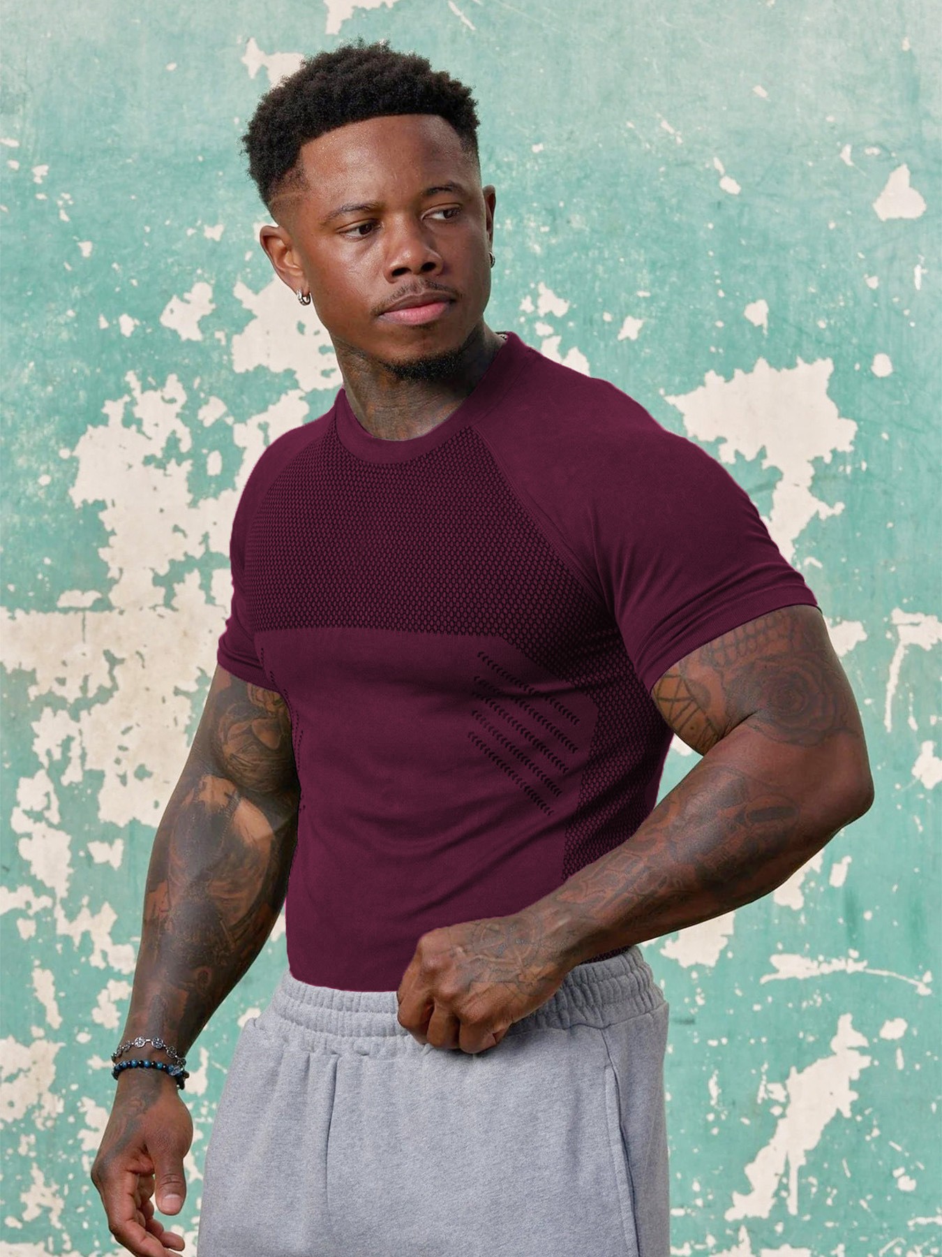 Men's Clothing Men's Fitness Sports T-Shirt Style Tight Fit Casual Short Sleeve Training Clothes For Formal & Casual_viptrois.com