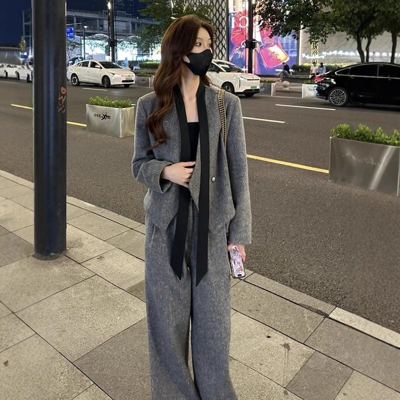 GraceChic Fashion Blazer di lana con nastro di alta qualità Pantaloni casual da donna Autunno Inverno Nuovo set due pezzi Stile coreano_voghion.com