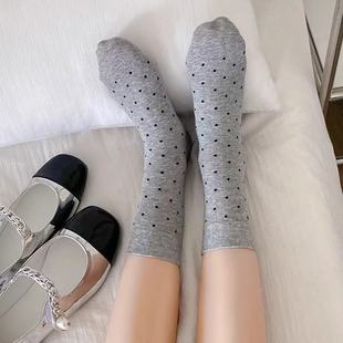 ���c�o���mŮ���Ŀ���Ͳ��СƤЬ�m�Ӱ����L��ϵ�ļ��ٴ�Ѷ��m