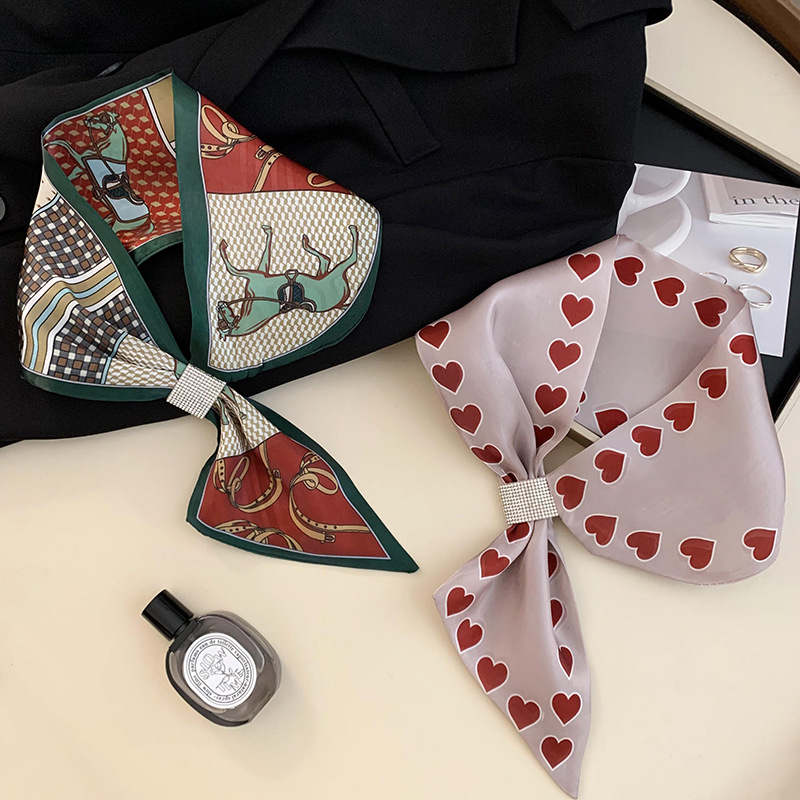 Bufandas de seda larga damas coreanas nuevas bufandas delgadas de cabello correa de cabello temperamento bufandas de seda al por mayor