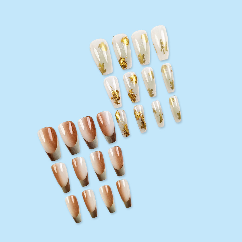 Café de leche graduado brillante lámina de oro manicure ligero lujoso estilo francés de alto nivel para usar 24 piezas de parche de uñas image 4