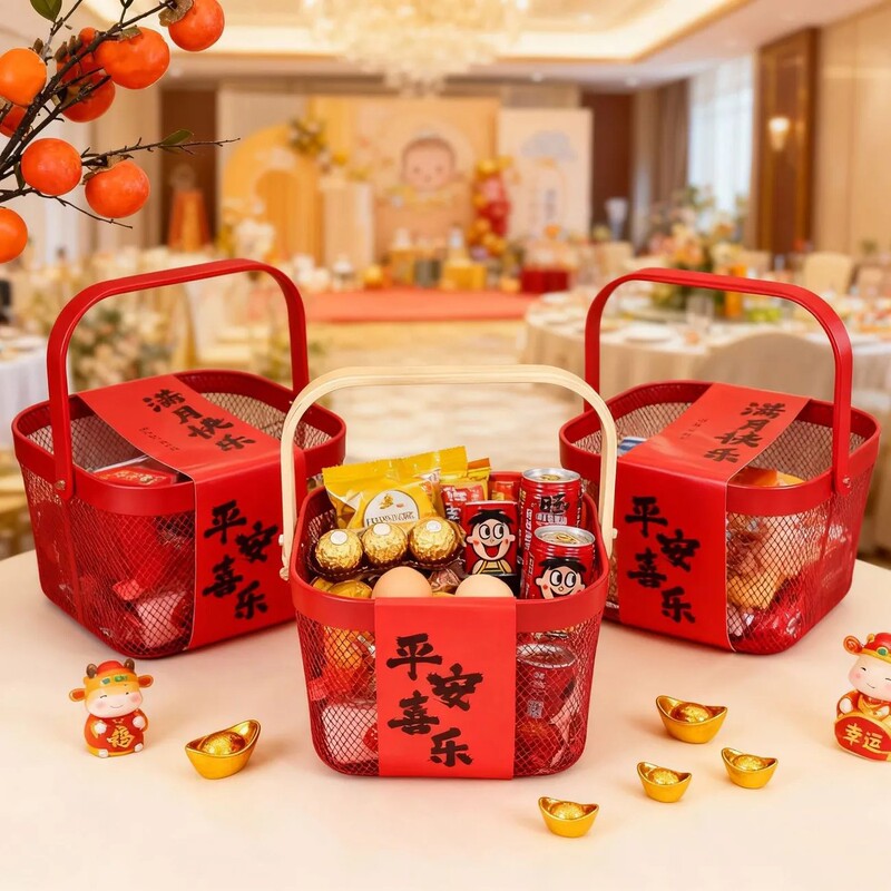 Nordic Iron Art Portable Storage Basket with Wooden Handle, Fruit and Vegetable Basket, Household Hollow Storage Basket, Kitchen Draining Basket