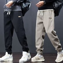 运动卫裤男士2024秋季新款宽松束脚工装男生春秋款休闲长裤子