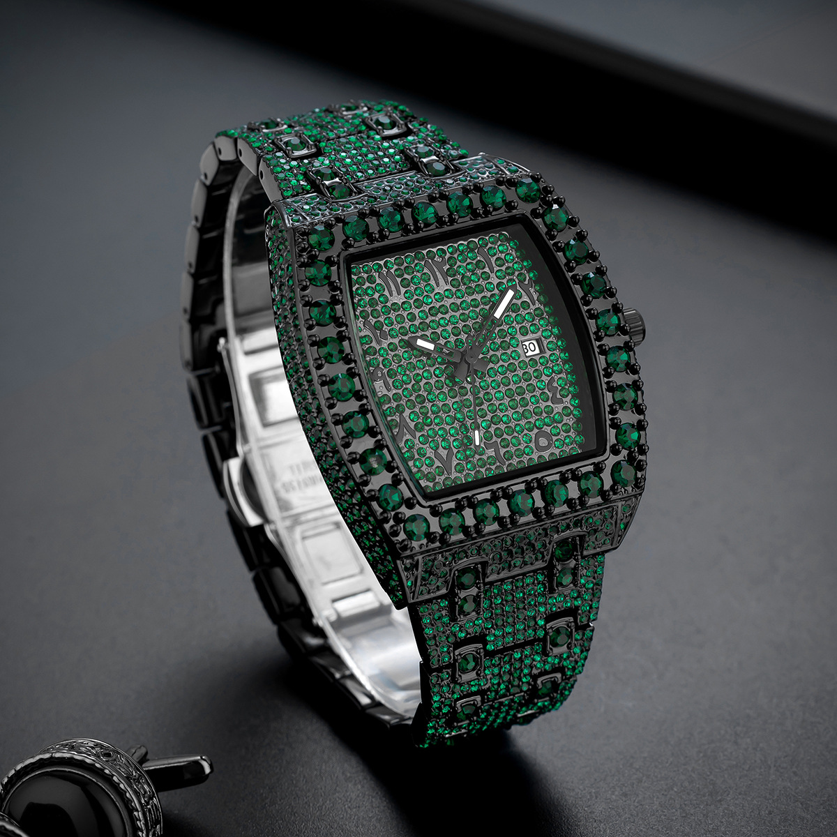 Men's Green Diamond Waterproof Quartz Watch With Calendar Style_voghion.com