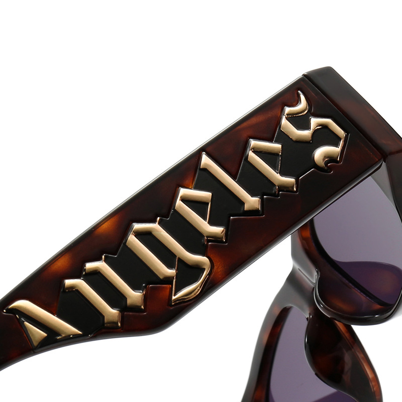 Y2110 Fashion Retro Small Square Frame Ladies Sunglasses Party Party Sunglasses Outdoor Sunscreen Personalized Sunglasses