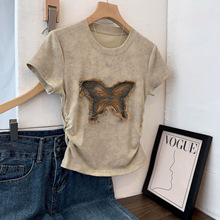 贴布蝴蝶刺绣正肩短袖t恤衫女装夏季新款设计感收腰修身短款上衣