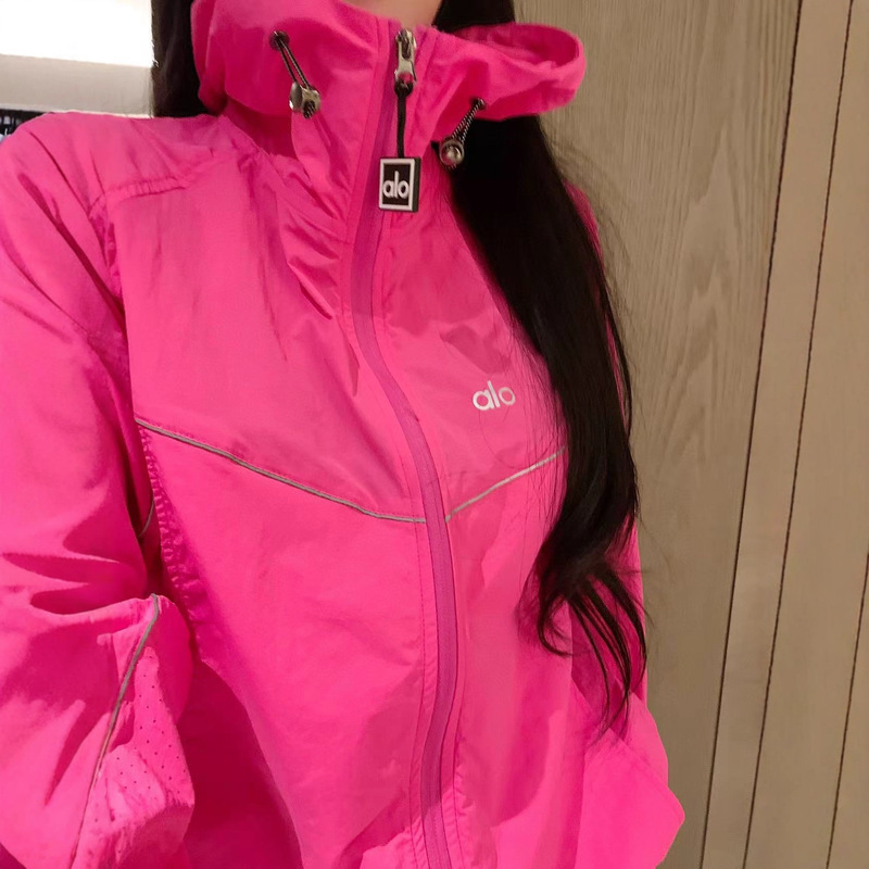 ALO高版本25夏季新款冲锋衣夹克圆领运动休闲外套高版本女款连帽|undefined