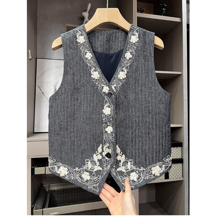2025 Spring and Autumn Heavy Embroidery Chevron V-Neck Suit Vest for Women Layered Embroidered Ethnic Style Top Trendy