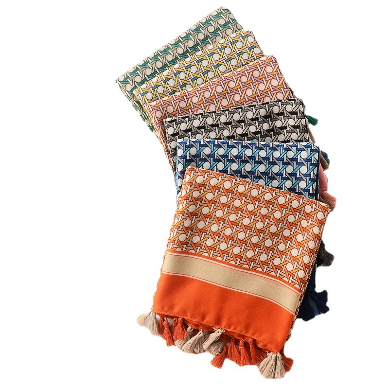 Comercio exterior transfronterizo primavera borla geométrica delgada bufanda decorativa algodón y lino sienten bufanda de seda foto de viaje bufanda decorativa para mujeres