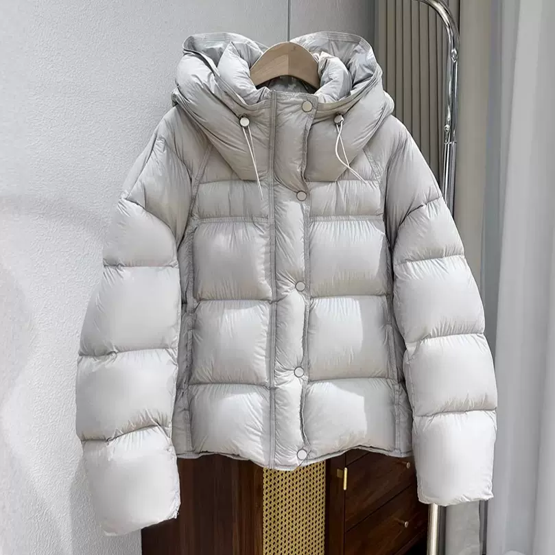 平湖白鸭绒羽绒服女高级感短款冬季外套十三行折扣女装尾货批发