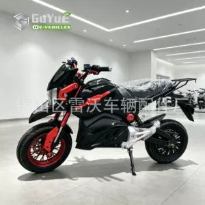 Təkmilləşdirilmiş M5 modifikasiya edilmiş idman avtomobili, sərin elektrikli motosiklet.