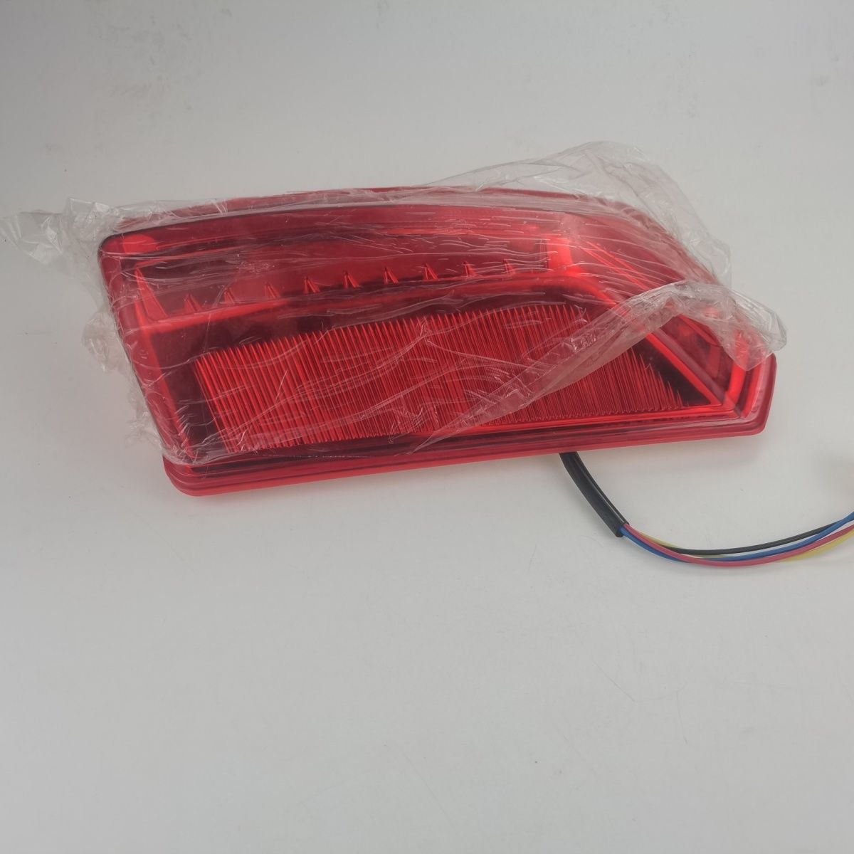 悍沃拖拉机配件;悍沃704后尾灯悍沃拖拉机尾灯