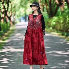 V领提花无袖人丝长裙2026秋款刺绣背心裙女民族风套头显瘦连衣裙