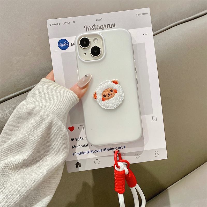 Casual White Embroidered Sheep Suitable for Apple 16Pro Mobile Phone Case Iphone13 Silicone 13Promax Soft Case