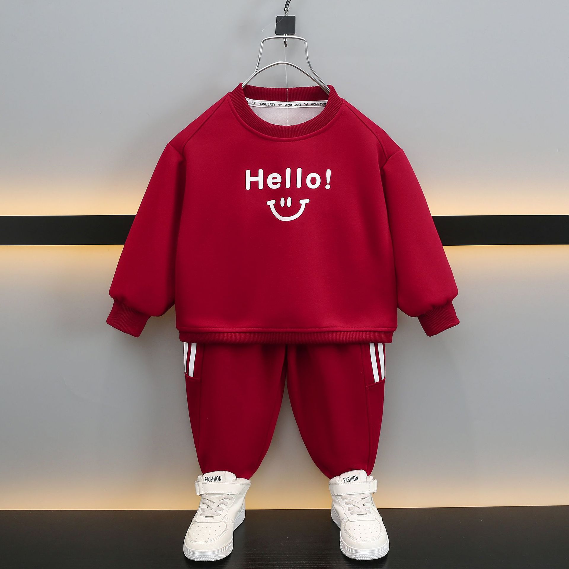 7075 traje para niños primavera para niños 2025 nuevo suéter para niños de dos piezas para niños ropa de primavera y otoño para niños