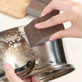 衣架;化妆镜;垃圾袋