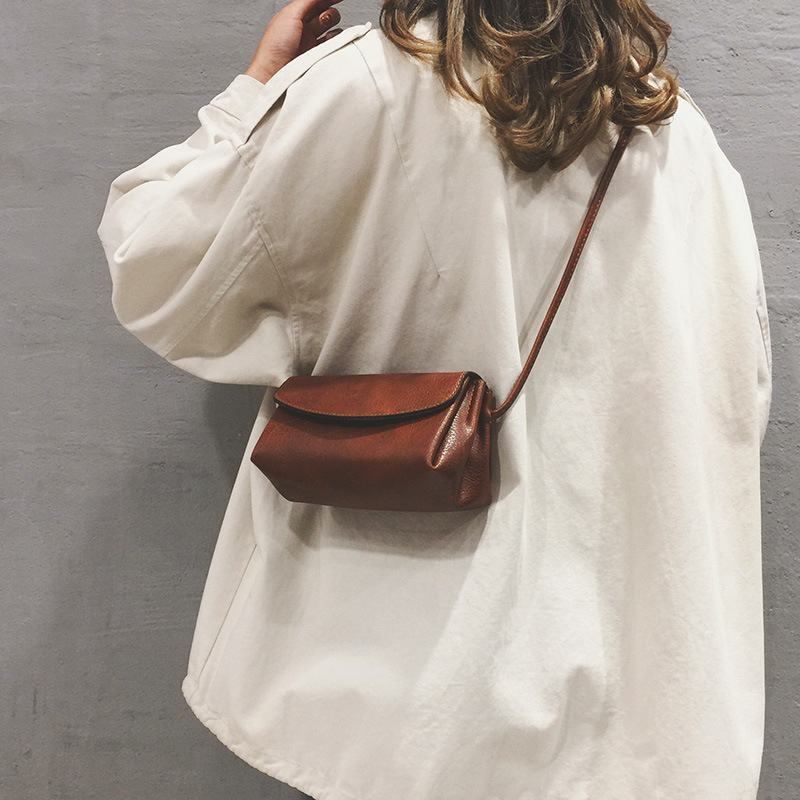 Fashion PU Leather Handbag Trendy Women's Shoulder Bag Casual Versatile Soft Leather Crossbody Bag Large Capacity Commuter Shopping Bag - Thumbnail 4