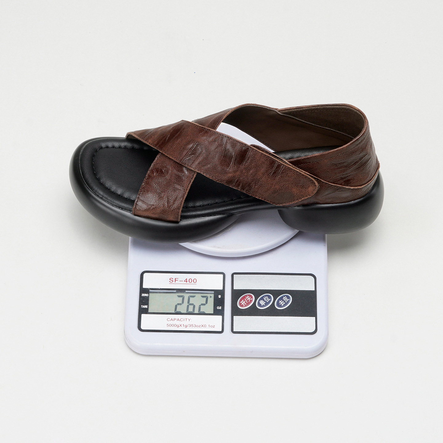 Sandal nữ hở mũi đế dày 4 cm da cừu quai chéo bọc gót — màu nâu chi tiết 1