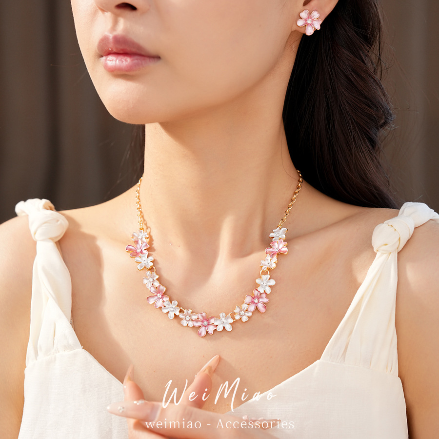 Collar de pendientes de flores de zircón pintado con pulverización ligero lujo nicho accesorios de vacaciones cerradura pequeña fresca y dulce conjunto de joyas image 3
