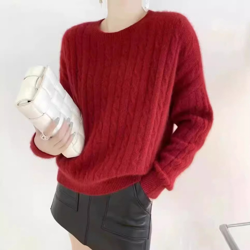 2023 Autumn and Winter New Christmas Red Soft Waxy 100 Wool Sweater Women's Loose Lazy High-end French Round Neck