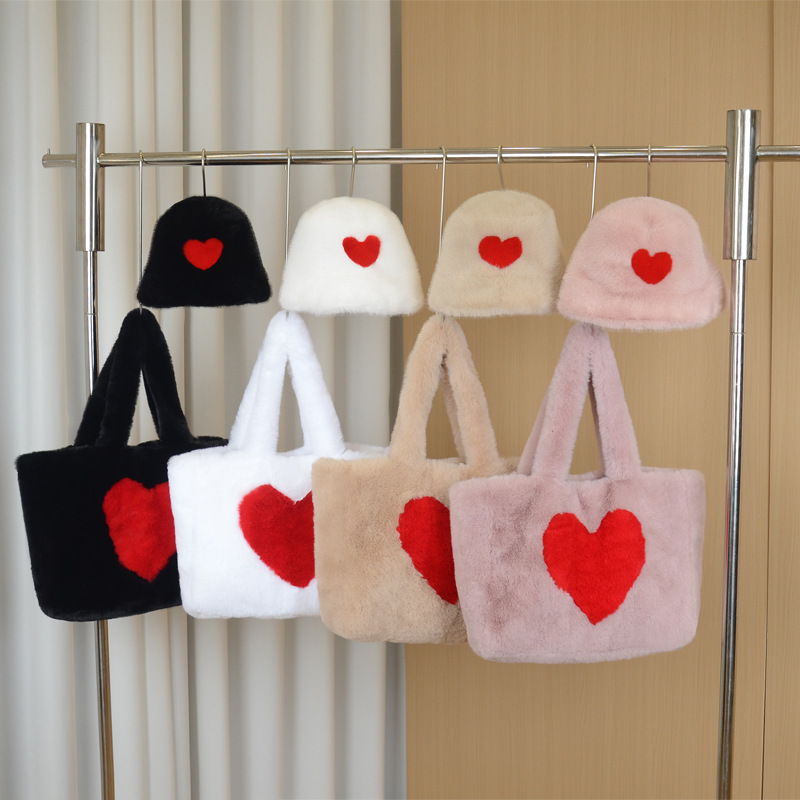 Cross-border plush bag, crossbody plush tote handbag, high-end, large-capacity, cute and versatile heart-shaped shoulder bag